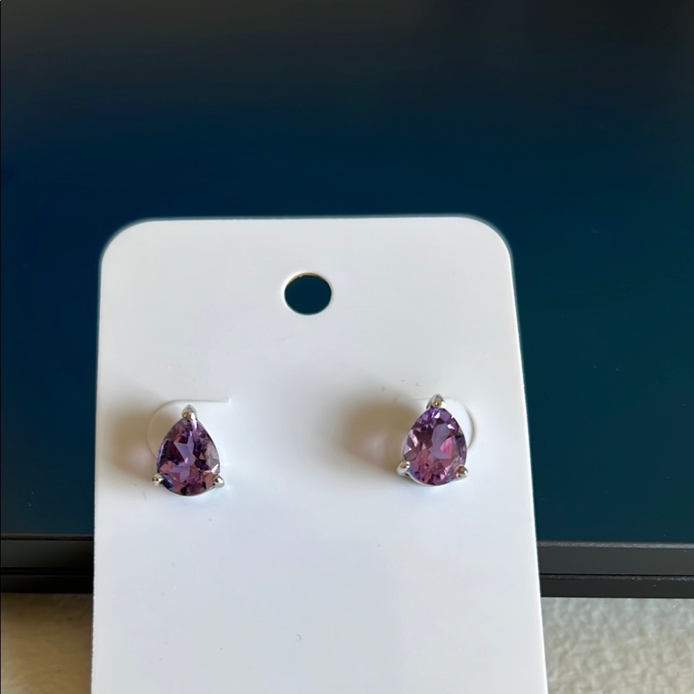Purple Teardrop Stud Earrings. SS 925